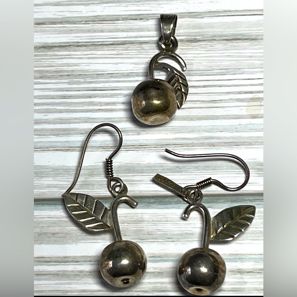 Vintage 925 Sterling Silver Mexico Apple Cherry Drop Pendant and Earrings